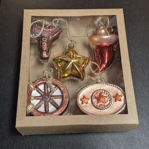 Red Shed western ornament set
